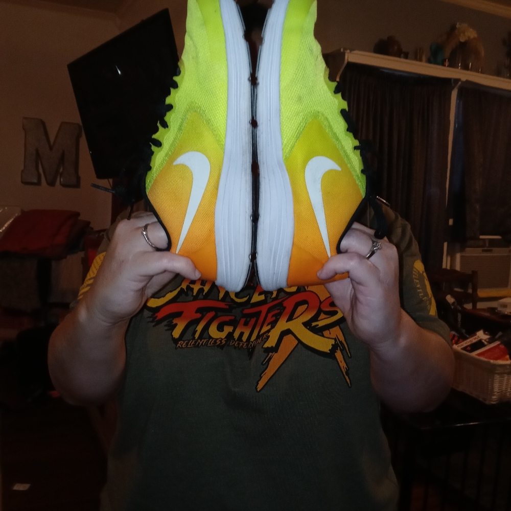 Nike shoes